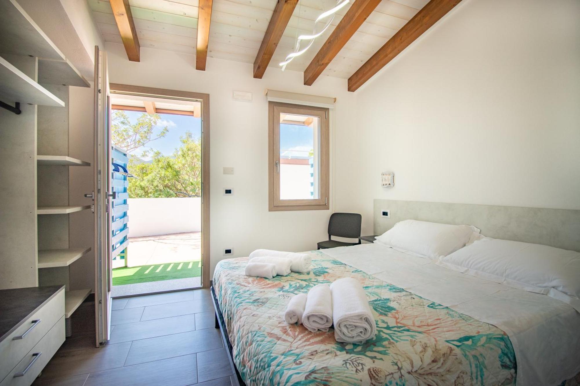 S'Omu E Chicchinu Rooms Cardedu Exterior foto